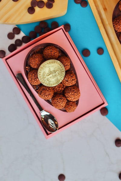 Red brown and black round COINS in the box
